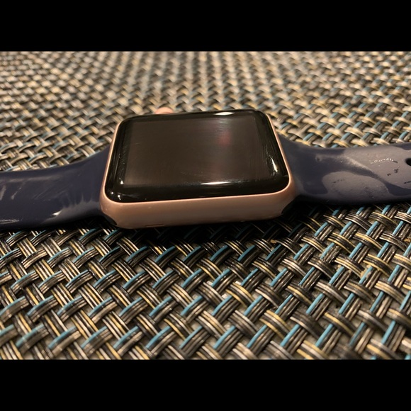 SOLD*** Apple Watch. Series 1/42mm- EUC - Picture 7 of 9